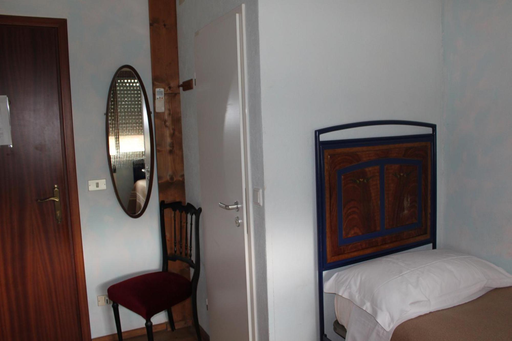 Agriturismo Al Ranch Castello dʼAviano Δωμάτιο φωτογραφία